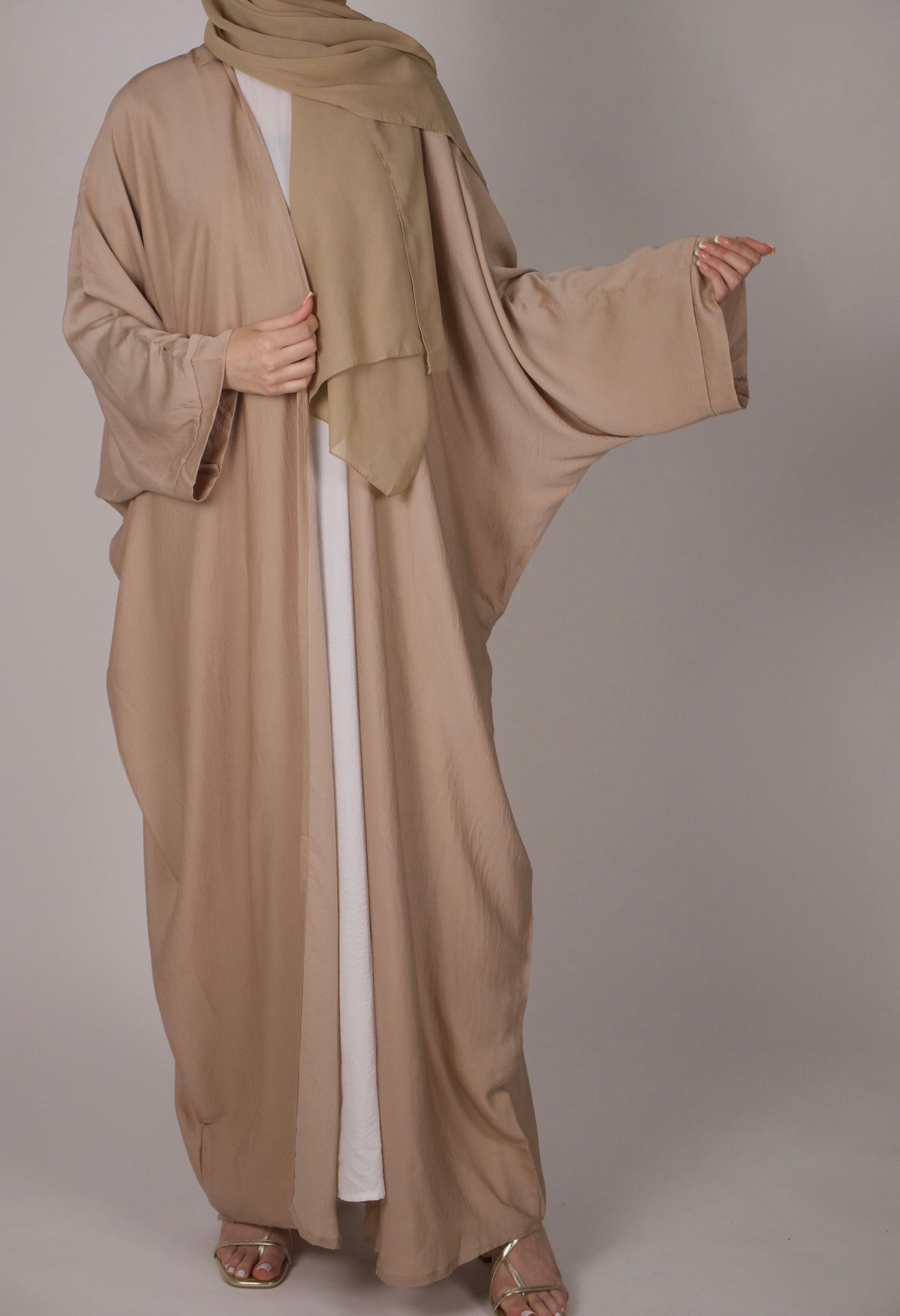 Bej Abaya