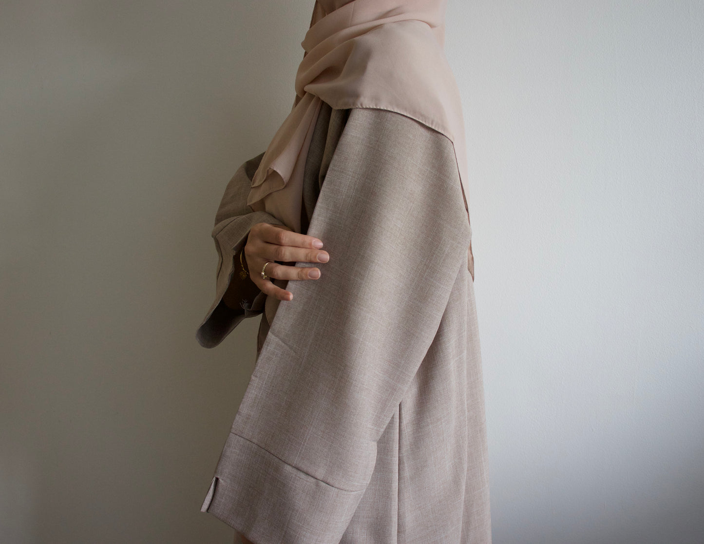 Sand Linen Abaya