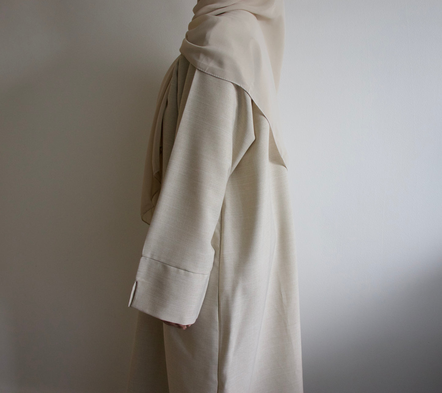 Ecru Linen Abaya