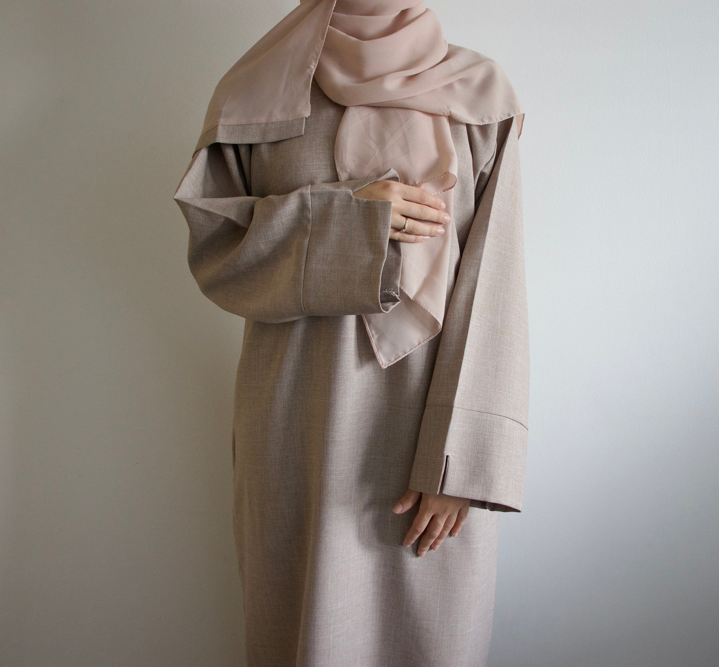 Sand Linen Abaya